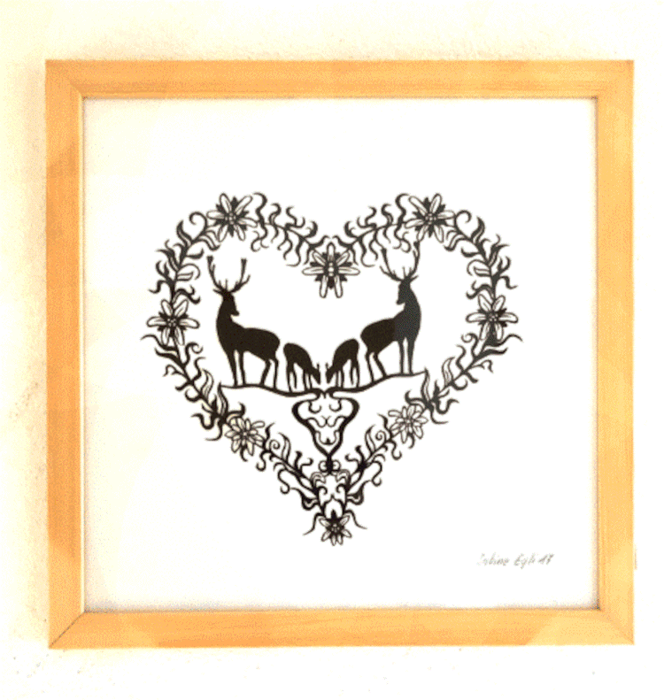 Scherenschnitt Hirsche im Herz