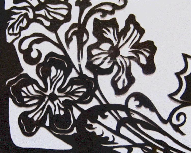 Scherenschnitt Schmetterlinge mit Blumen